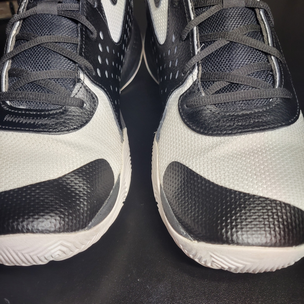Under Armour Jet '23 Mens Size 12M